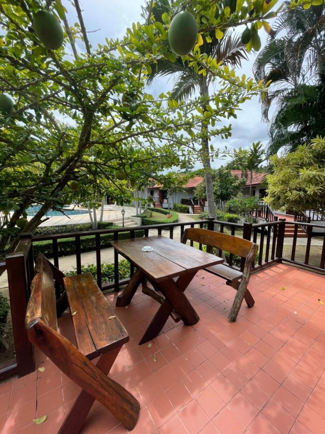 Sailom Resort Bangsaphan Bang Saphan Exterior foto