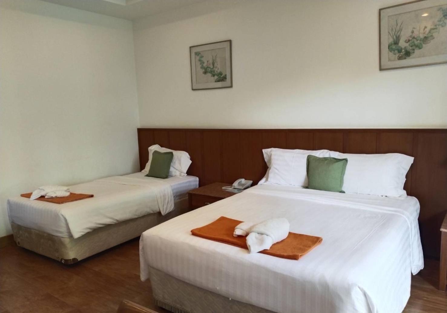 Sailom Resort Bangsaphan Bang Saphan Exterior foto